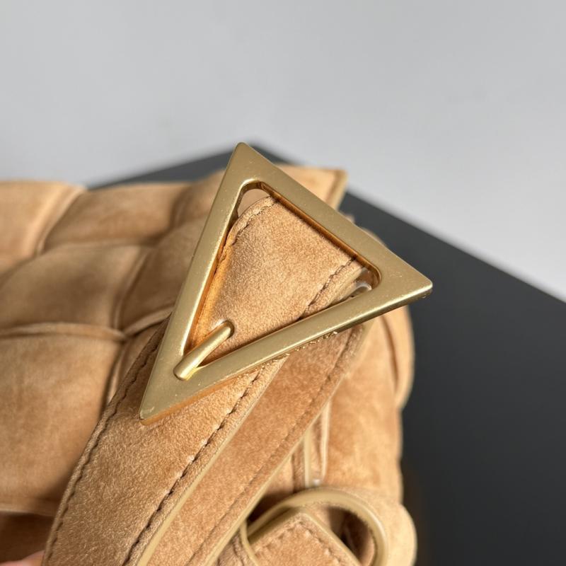 Bottega Veneta Suede Padded Cassette Amber 70026