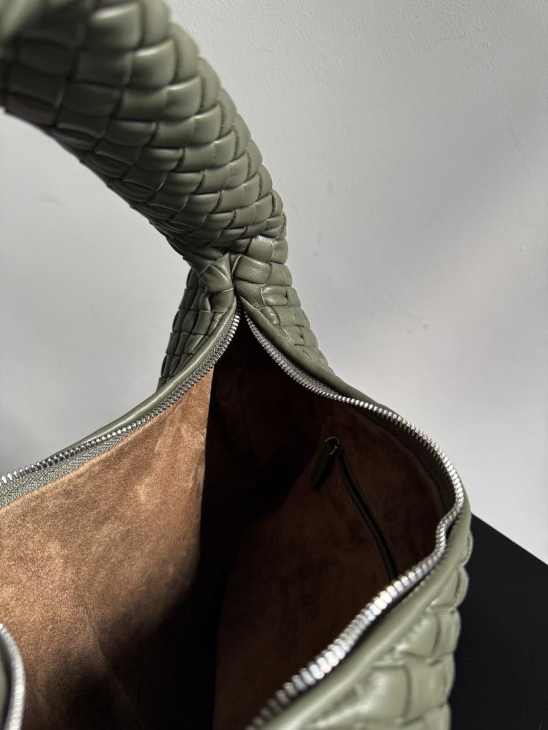 Bottega Veneta Veneta Pickle 856737