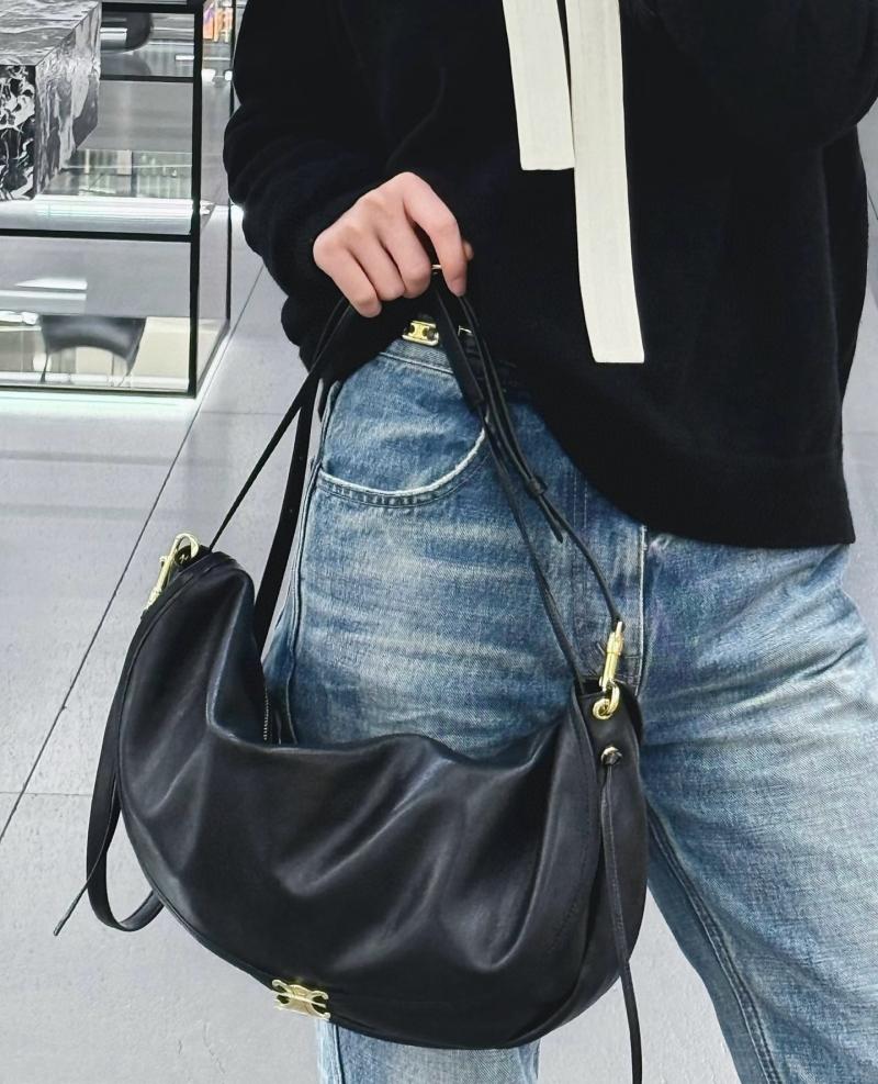 Celine Halfmoon Soft Triomphe Bag Bag Black 124142