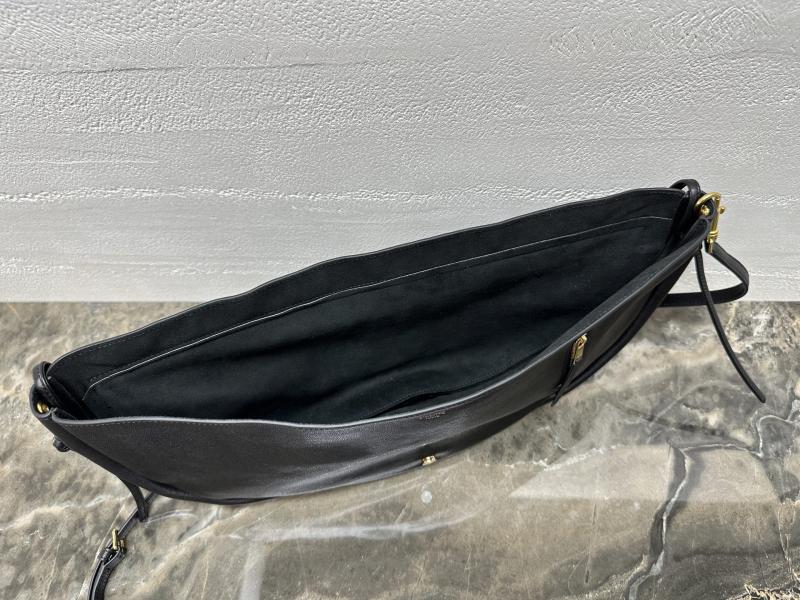 Celine Halfmoon Soft Triomphe Bag Bag Black 124142