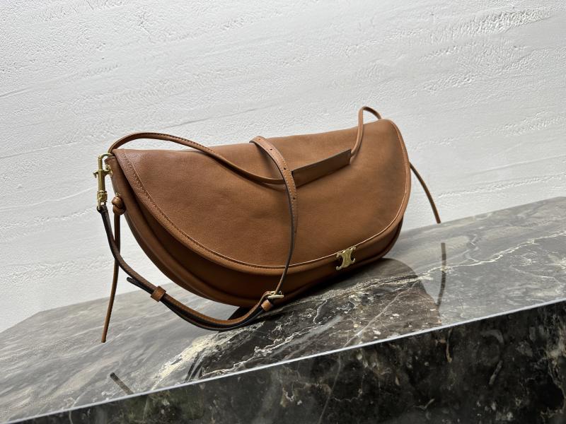Celine Halfmoon Soft Triomphe Bag Bag Tan 124142
