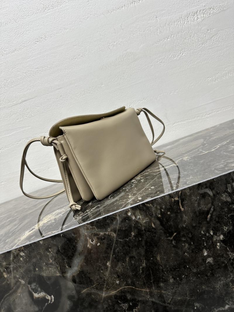 Celine Lambskin Trio Flap Safari 10P862