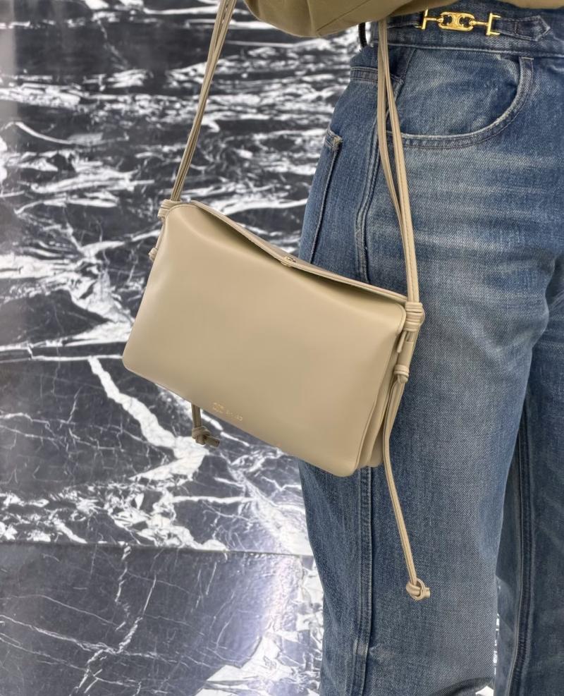 Celine Lambskin Trio Flap Safari 10P862