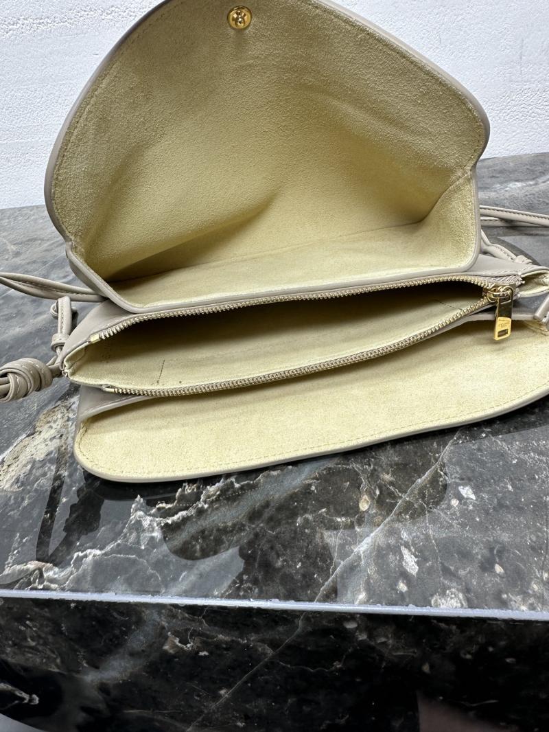 Celine Lambskin Trio Flap Safari 10P862