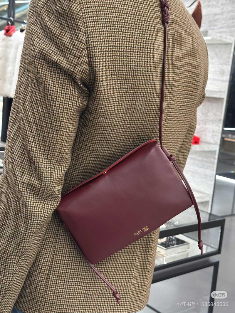 Celine Lambskin Trio Flap Syrah10P862