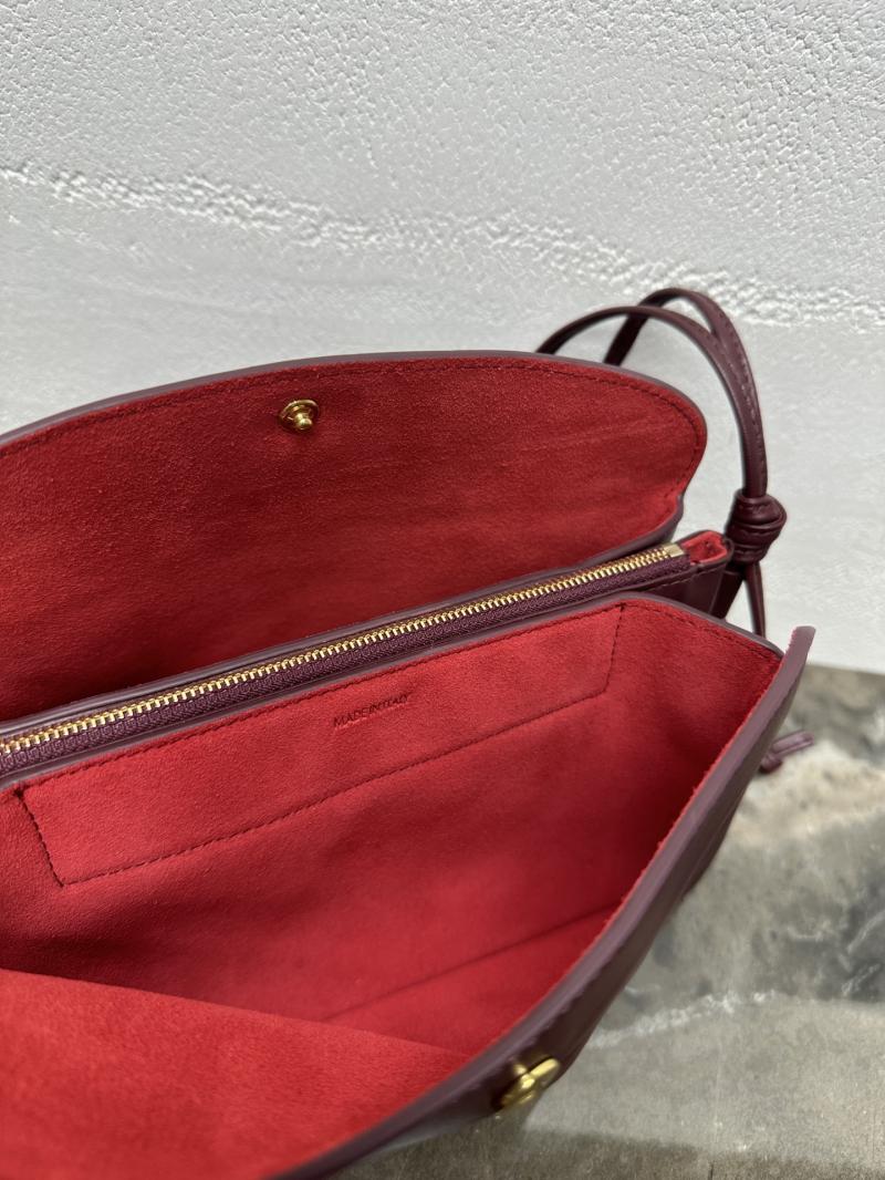 Celine Lambskin Trio Flap Syrah10P862