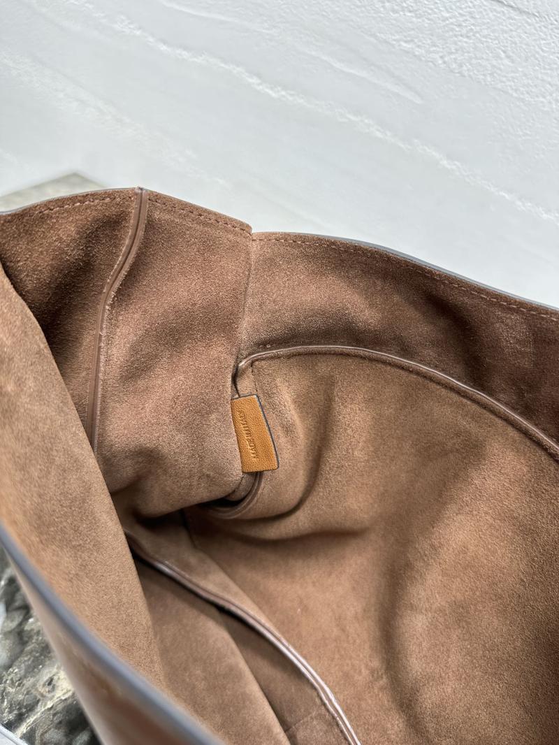 Celine Soft Triomphe Besace Tan 123632