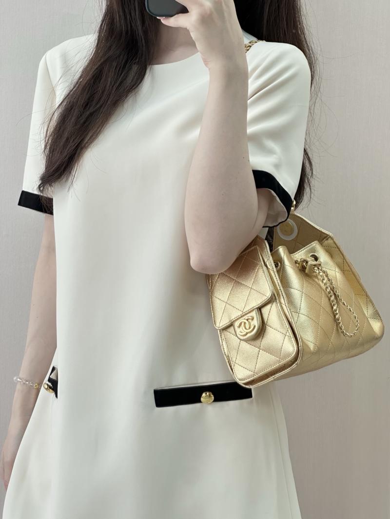 Chanel 25 Mini Handbag Gold AS5631