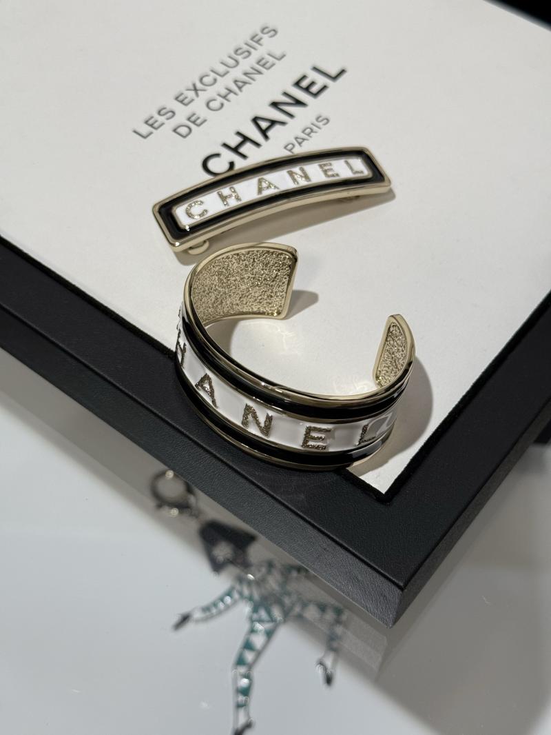 Chanel Bracelet Y12916