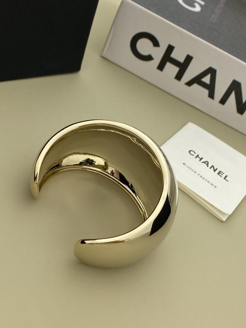 Chanel Bracelet YCB122901