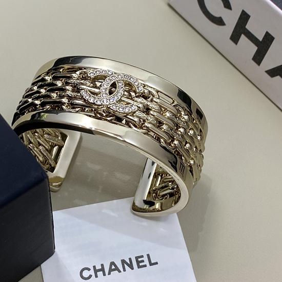 Chanel Bracelet YCB122912