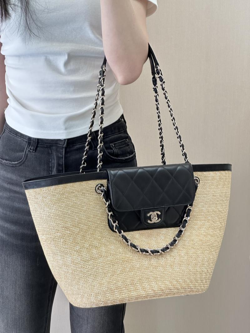 Chanel Braided Straw Large Tote Black AS5952