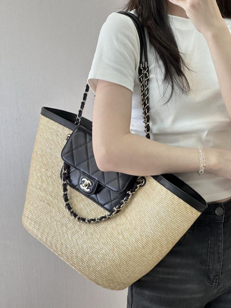 Chanel Braided Straw Large Tote Black AS5952