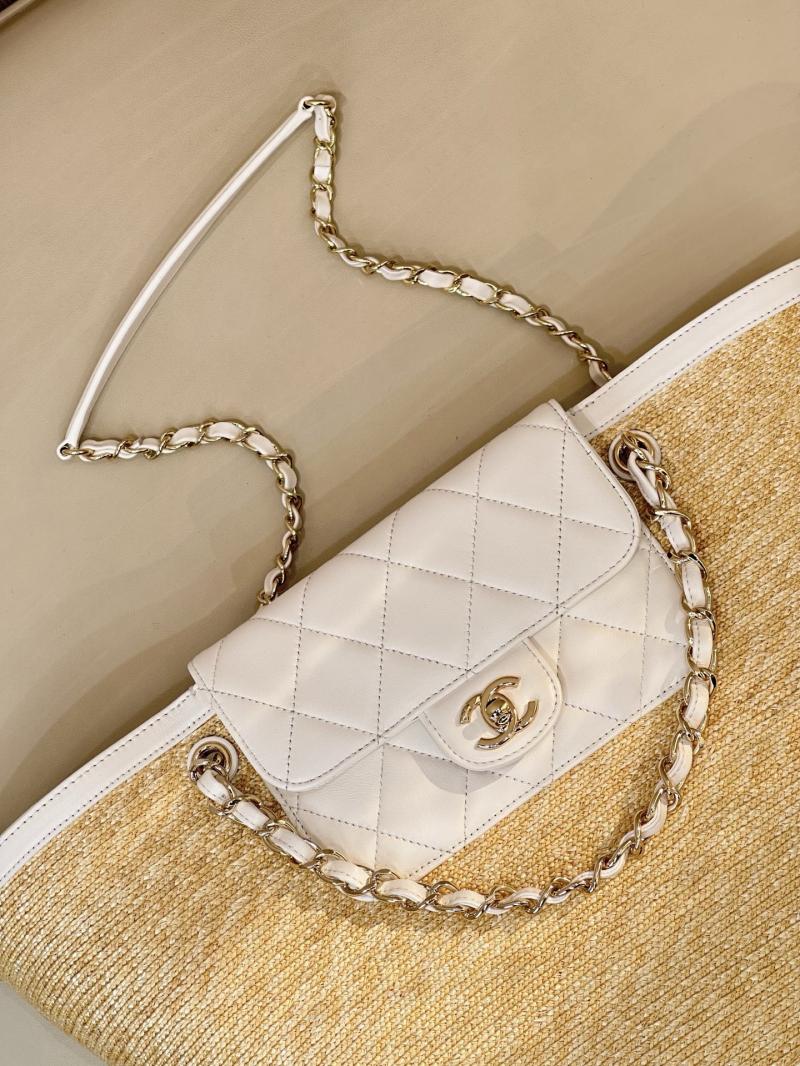 Chanel Braided Straw Large Tote White AS5952