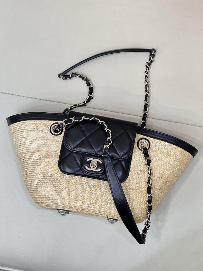 Chanel Braided Straw Small Tote AS5951