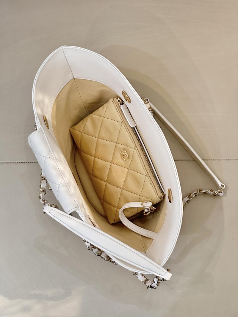 Chanel Braided Straw Small Tote White AS5951