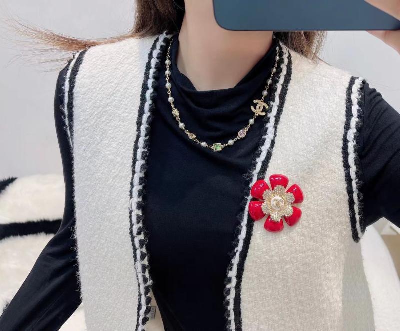 Chanel Brooch Y12912
