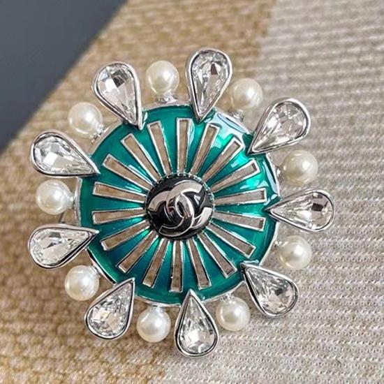 Chanel Brooch YCE11105