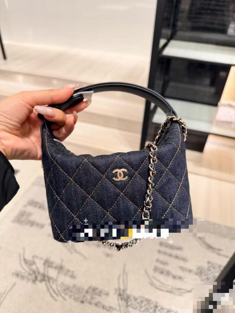 Chanel Classic Denim Clutch Dark Blue AP4386