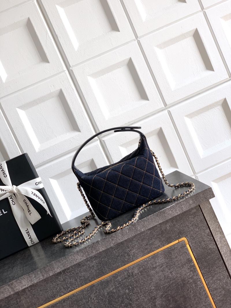 Chanel Classic Denim Clutch Dark Blue AP4386
