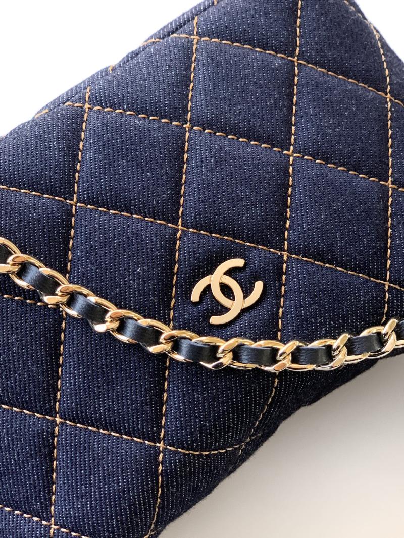 Chanel Classic Denim Clutch Dark Blue AP4386