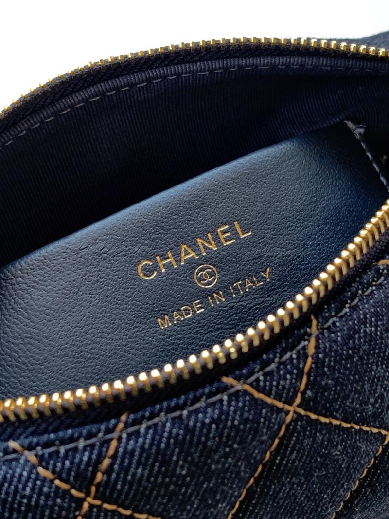 Chanel Classic Denim Clutch Dark Blue AP4386