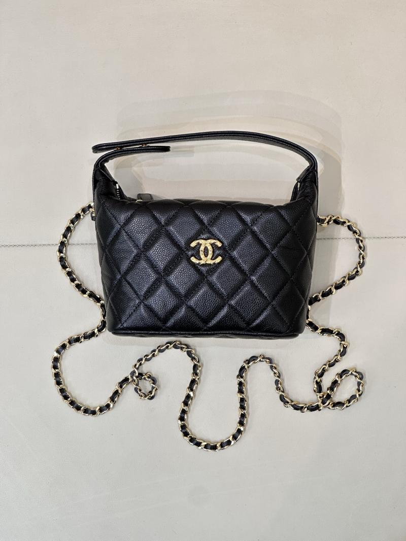 Chanel Clutch With Chain Black AP5022