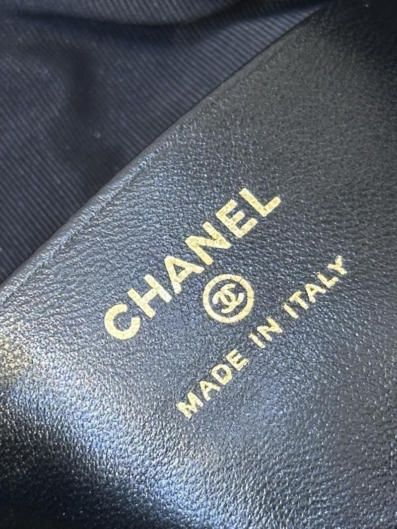 Chanel Clutch With Chain Black AP5022