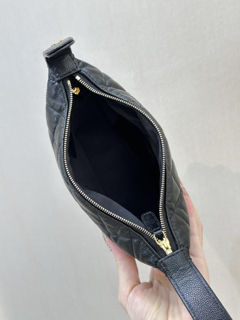 Chanel Clutch With Chain Black AP5022