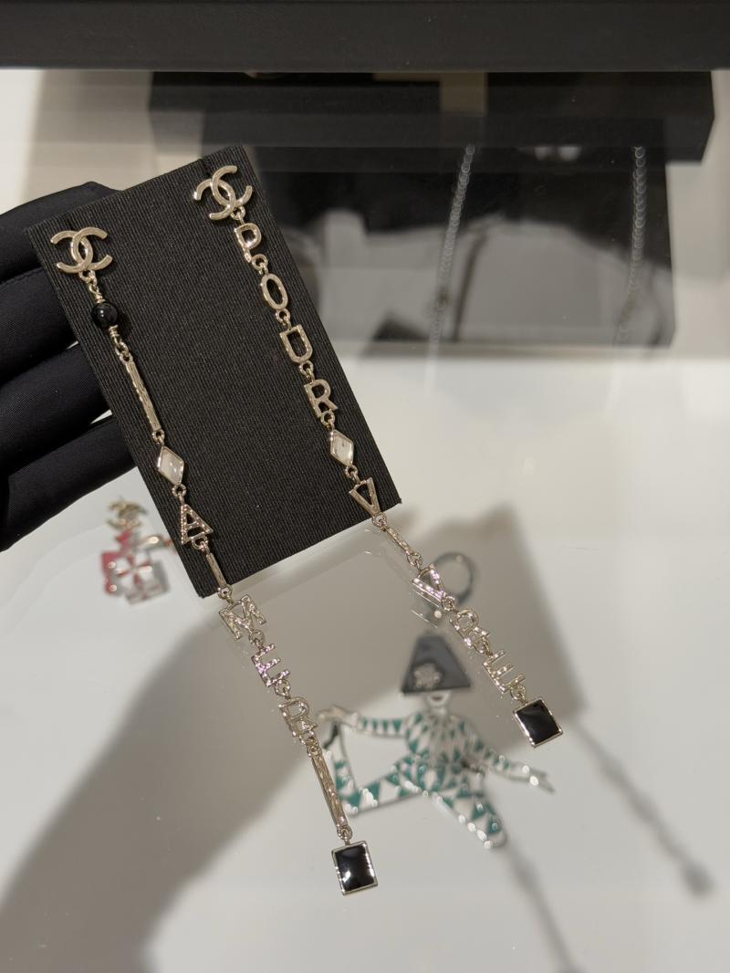 Chanel Earrings Y12905