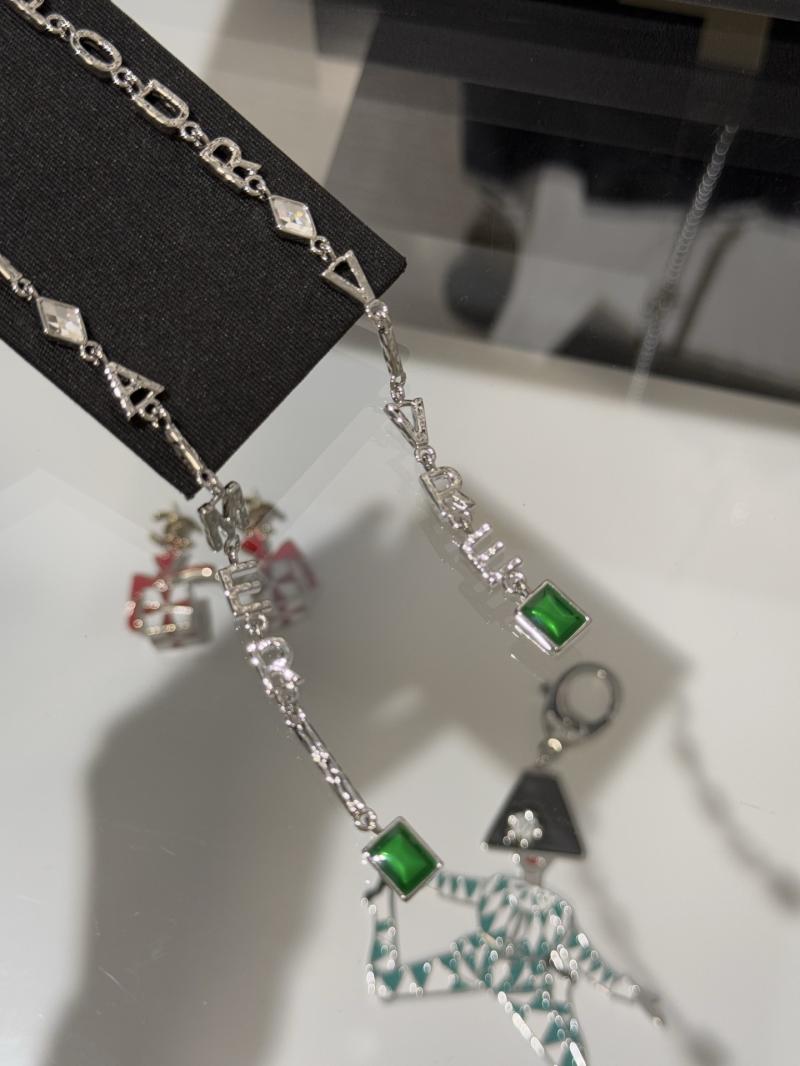 Chanel Earrings Y12906