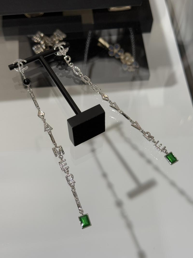 Chanel Earrings Y12906