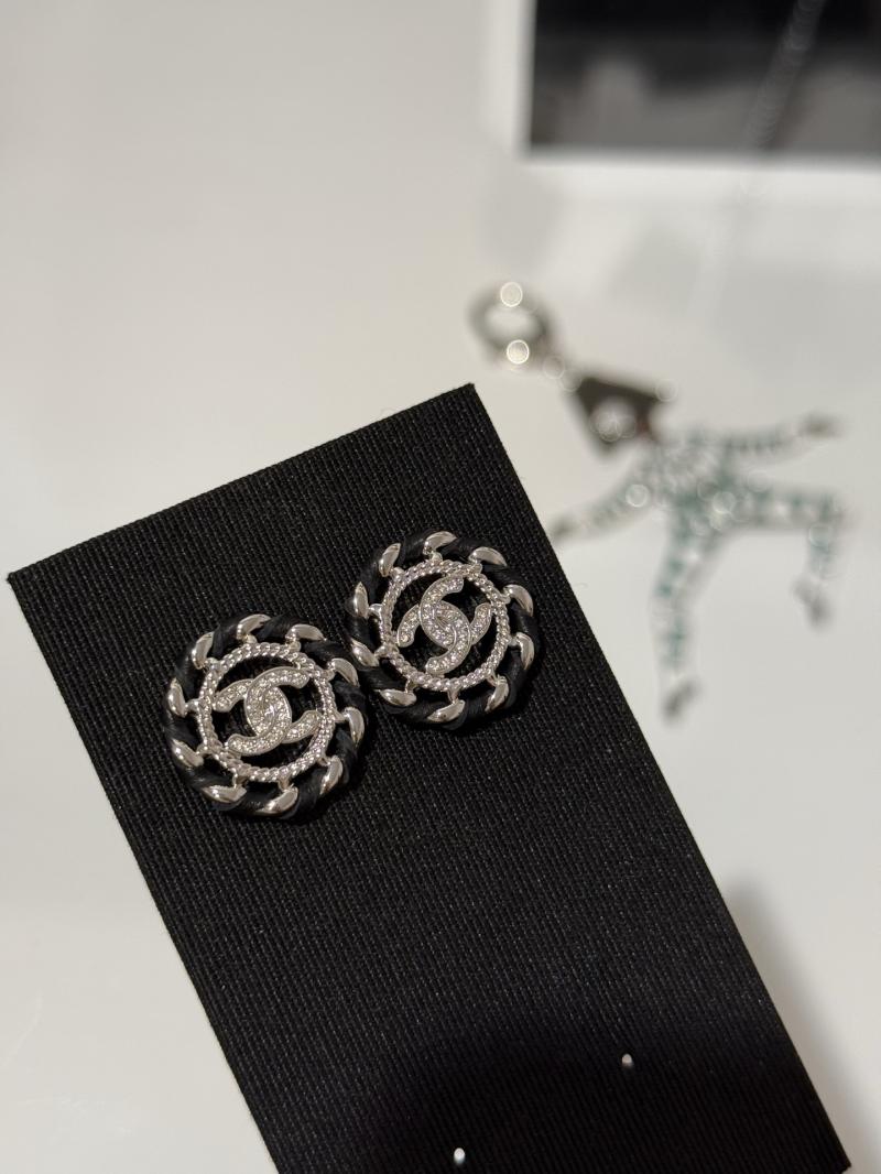 Chanel Earrings Y12917