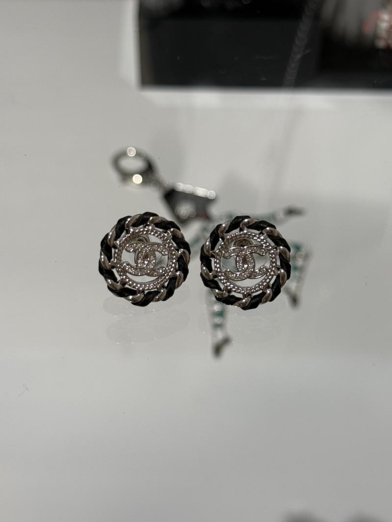 Chanel Earrings Y12917