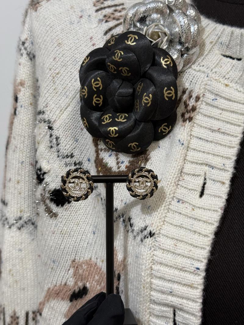 Chanel Earrings Y12918