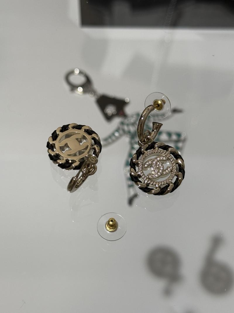 Chanel Earrings Y12919