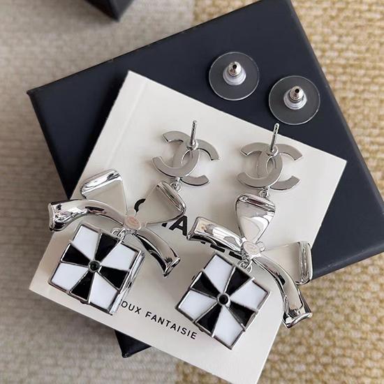 Chanel Earrings YCB122902