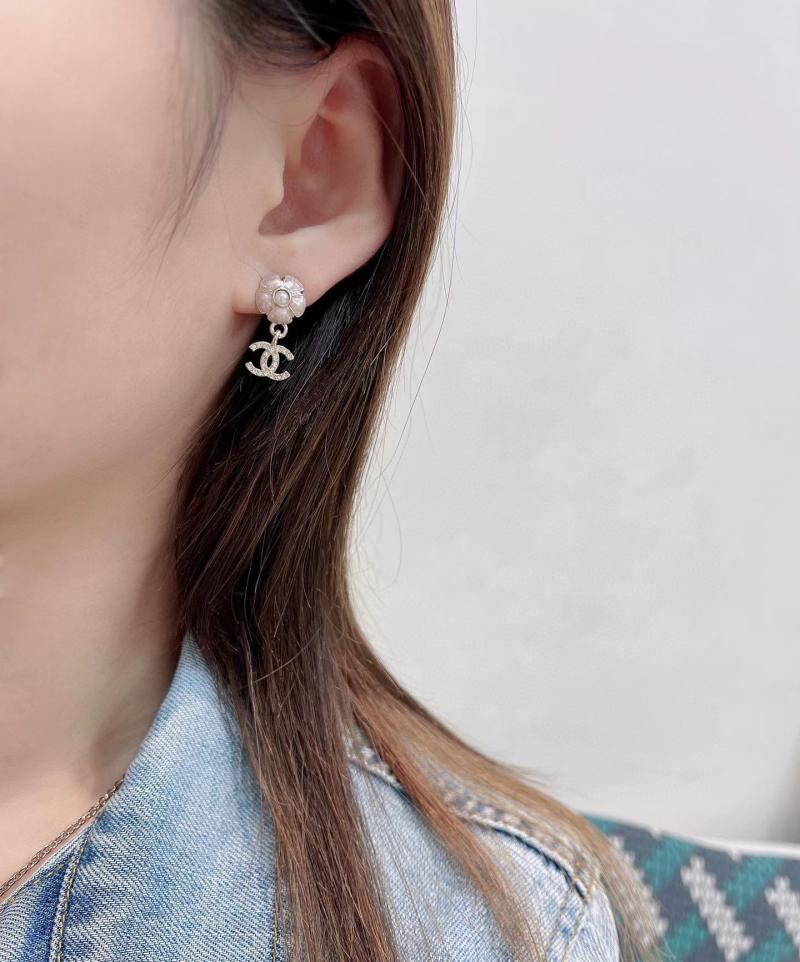Chanel Earrings YCB122917