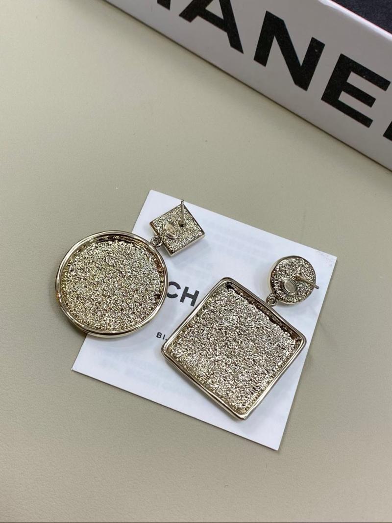 Chanel Earrings YCB122921
