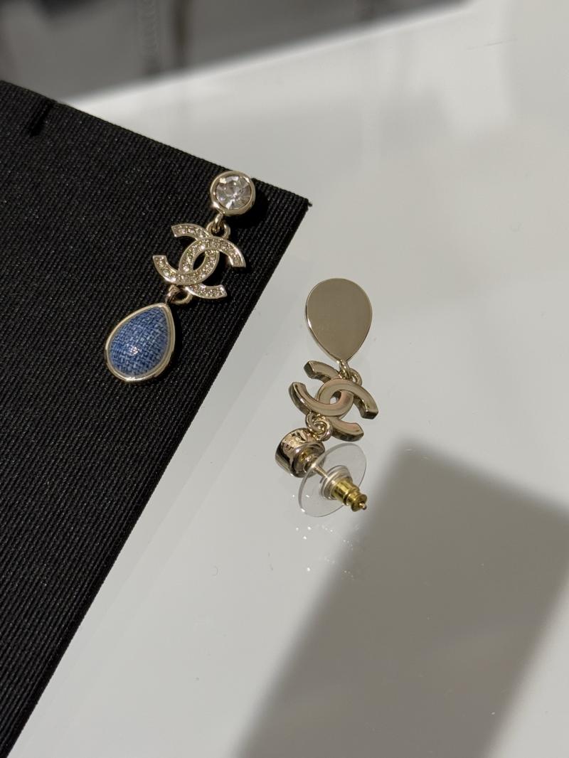 Chanel Earrings YCB122942
