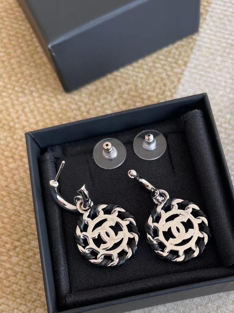 Chanel Earrings YDB12705