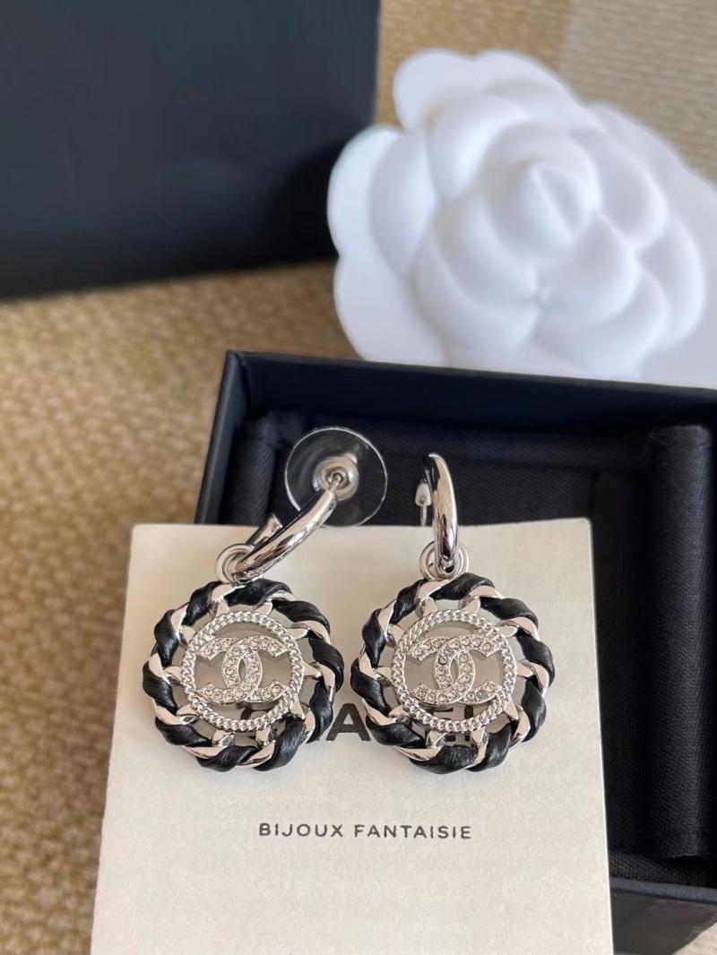 Chanel Earrings YDB12705