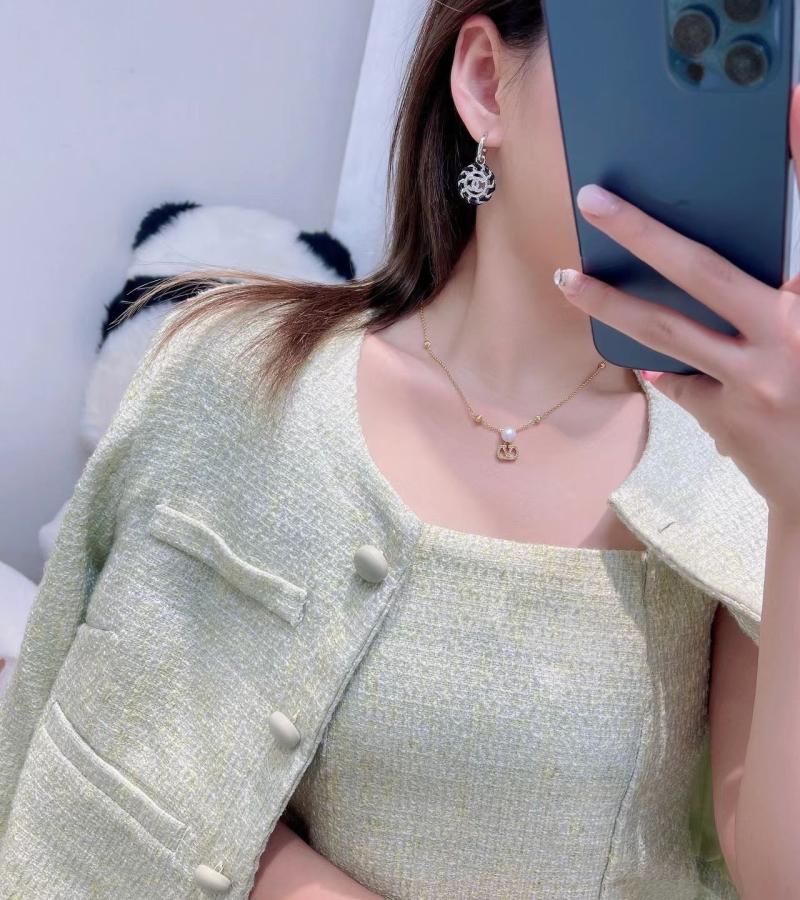 Chanel Earrings YDB12705