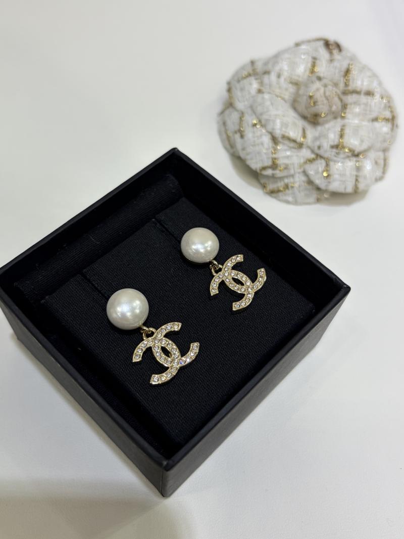 Chanel Earrings YDB12717