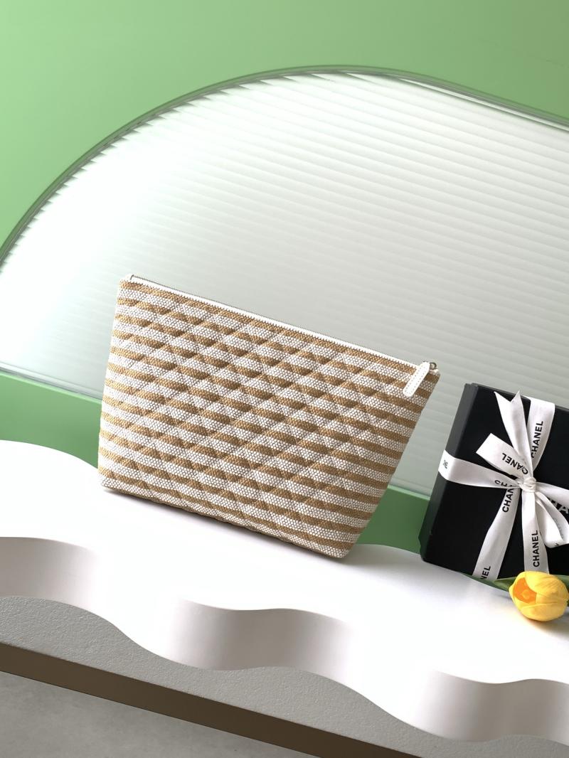 Chanel Large Zipped Case Beige AP4988