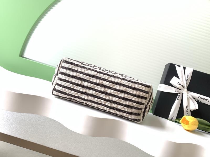 Chanel Large Zipped Case Black AP4988