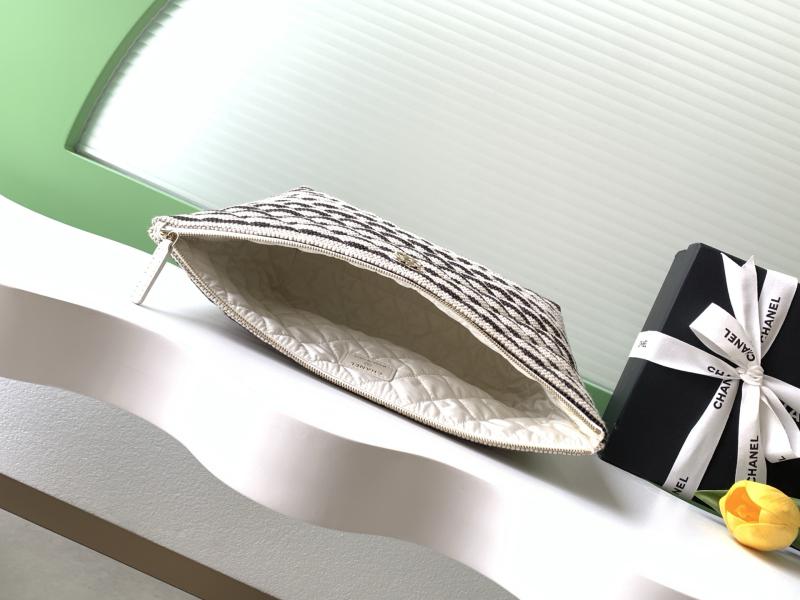 Chanel Large Zipped Case Black AP4988