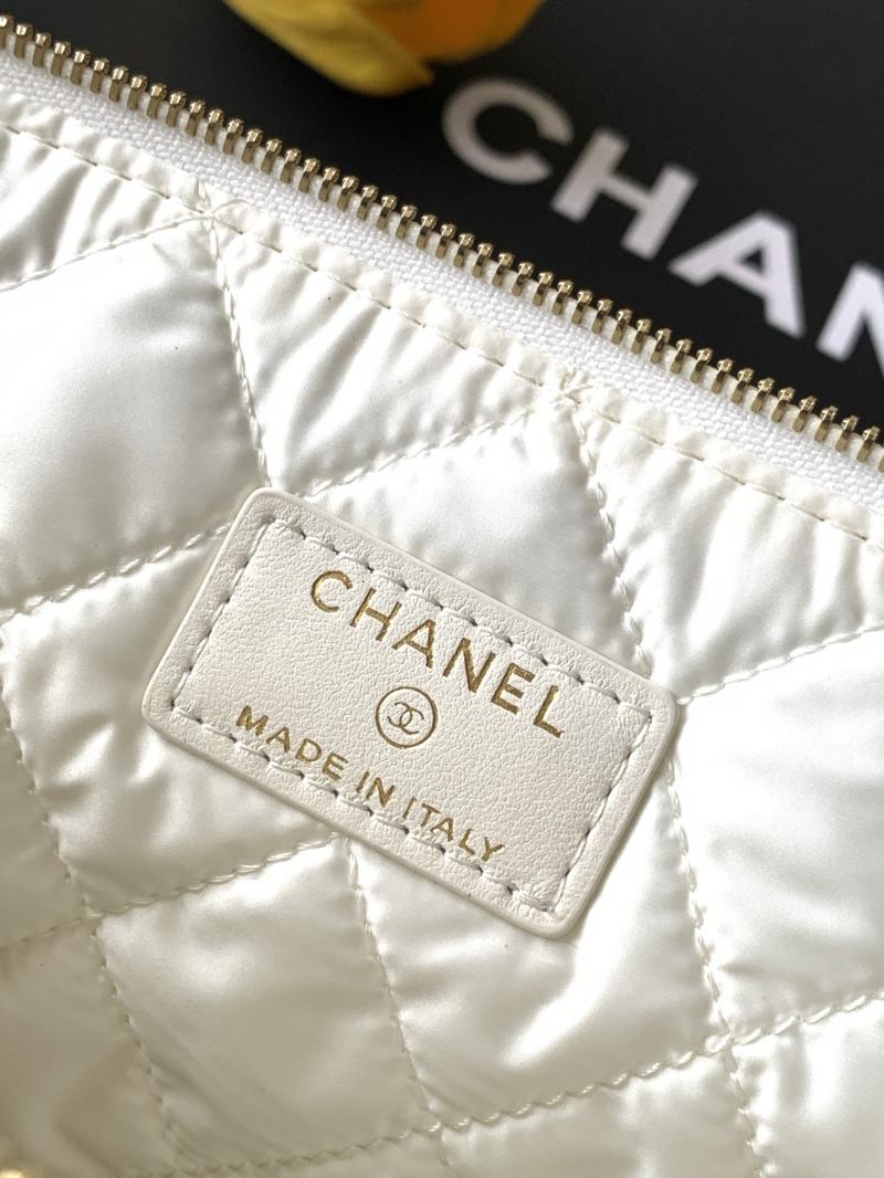 Chanel Large Zipped Case Black AP4988