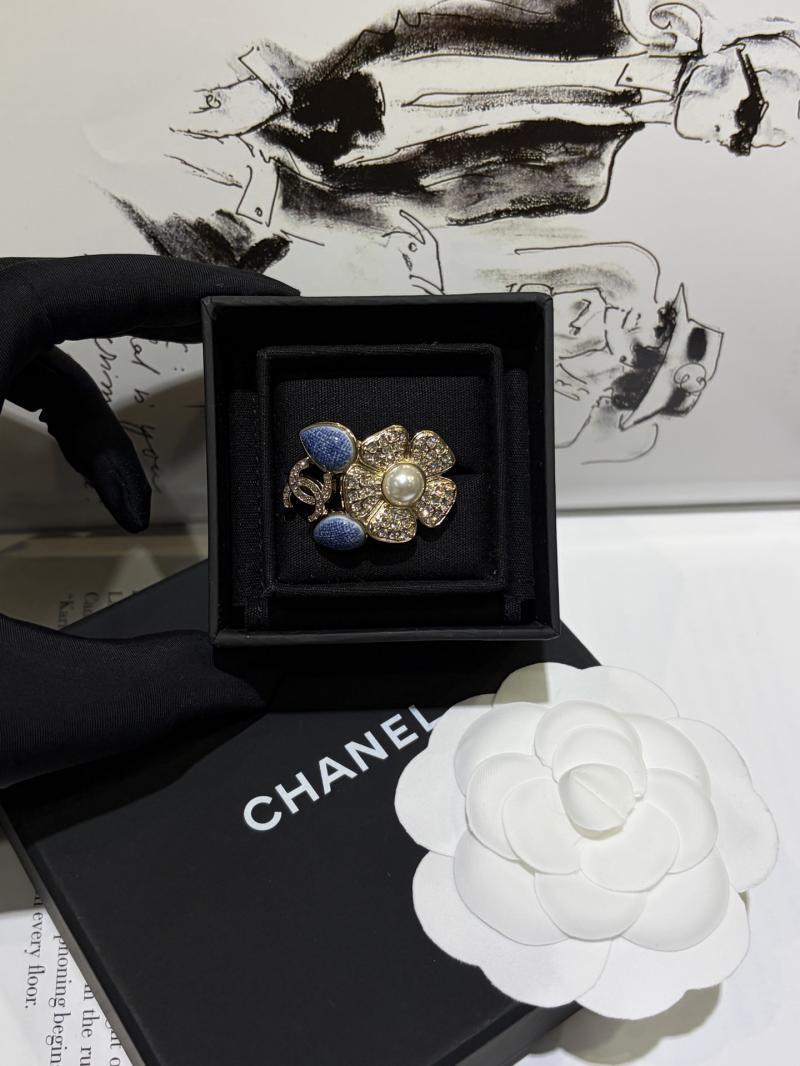 Chanel Ring YCB122941