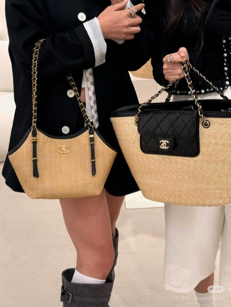 Chanel Small Tote Black AS6015